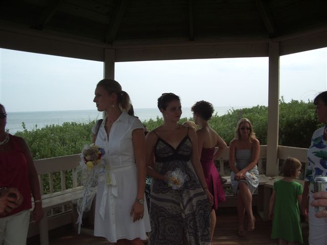 wedding rehearsal waiting in pagoda