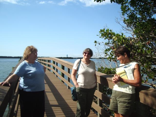 Sharon Fritz, Jan Musil, Mary S. on BB Naples Pier IMGP3194